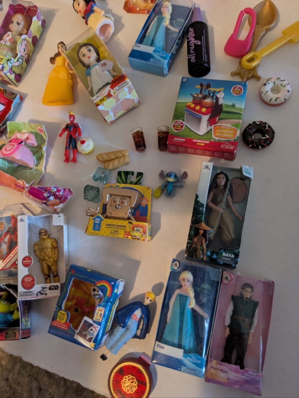 Zuru Mini brands lot 20+ Pieces. Odd Pieces Included. Marvel, Disney,Toy Story - Picture 4 of 5